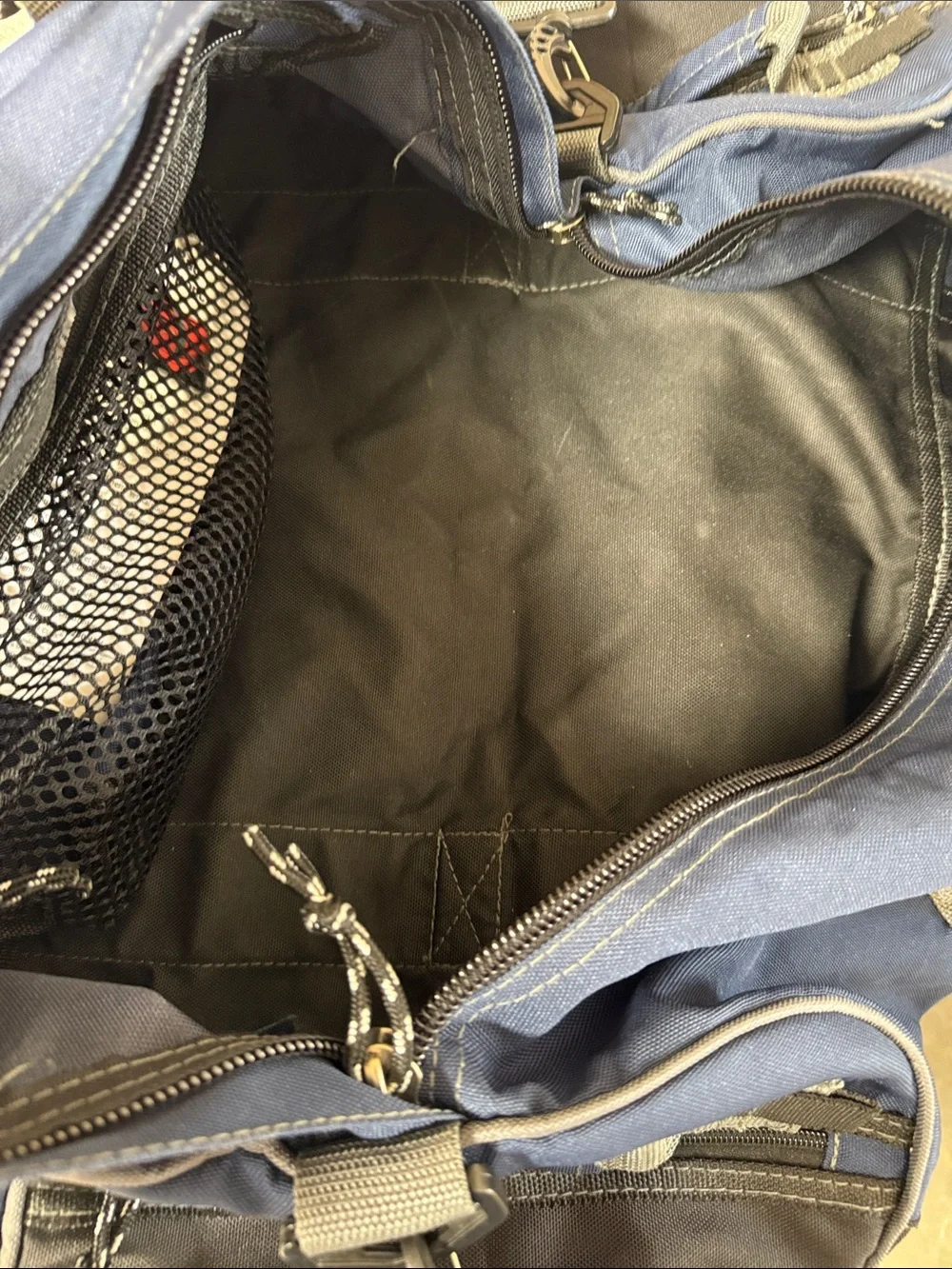 Lewis N Clark Duffel Bag 24” Navy Waterproof Gym Travel Camping Overnight Bag